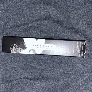 Fenty Beauty Pro Filt’r Hydrating Foundation